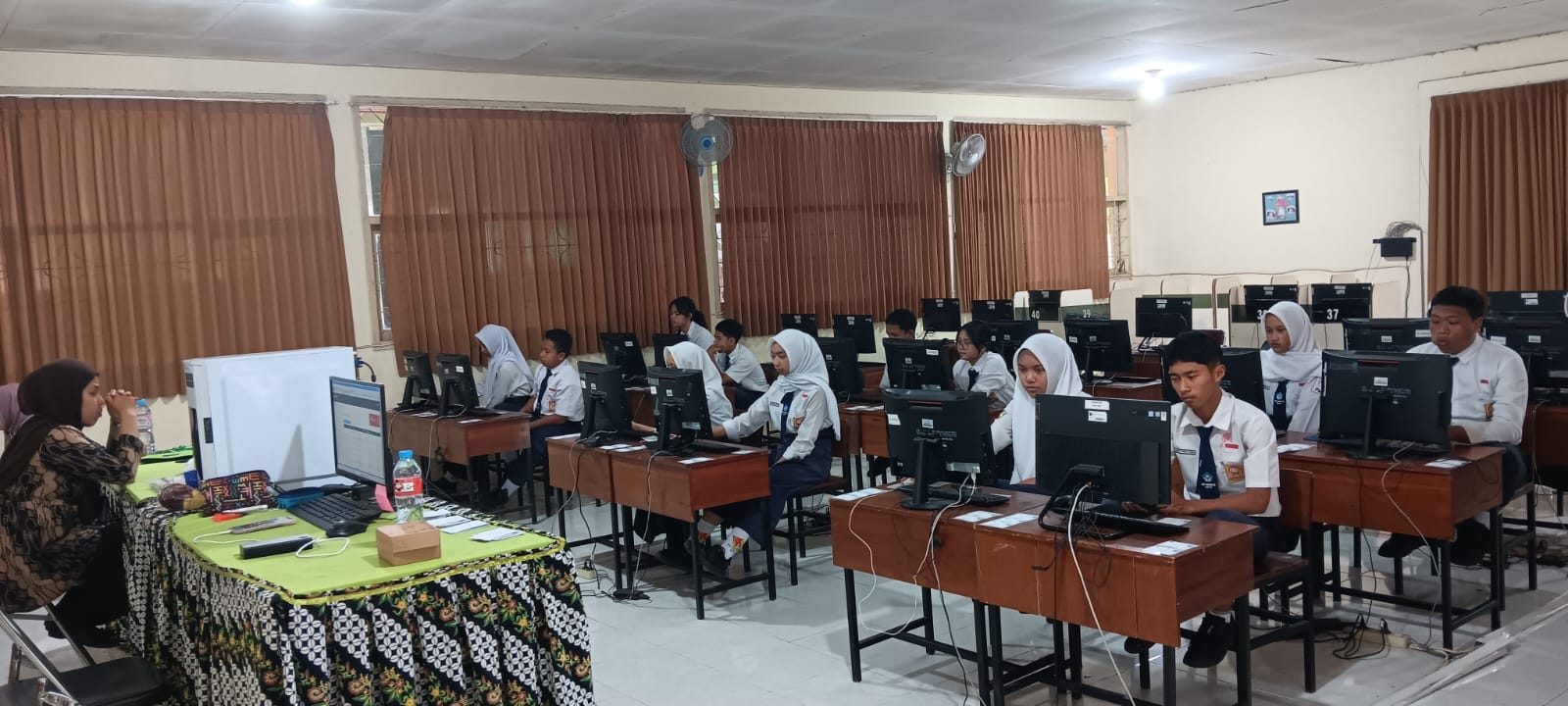 Laboratorium Komputer Modern