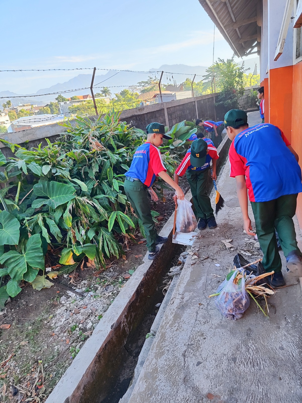 SMENDUBA BISA (Bersih, Indah, Sehat, dan Asri)